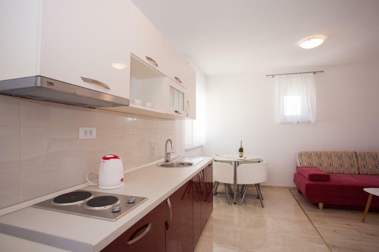 Apartments Mia 4&5 Baška Voda Esterno foto