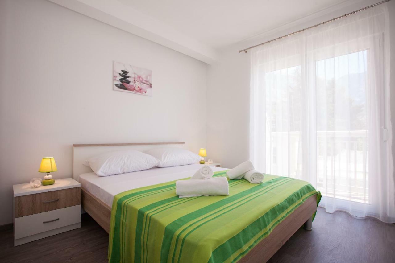 Apartments Mia 4&5 Baška Voda Esterno foto